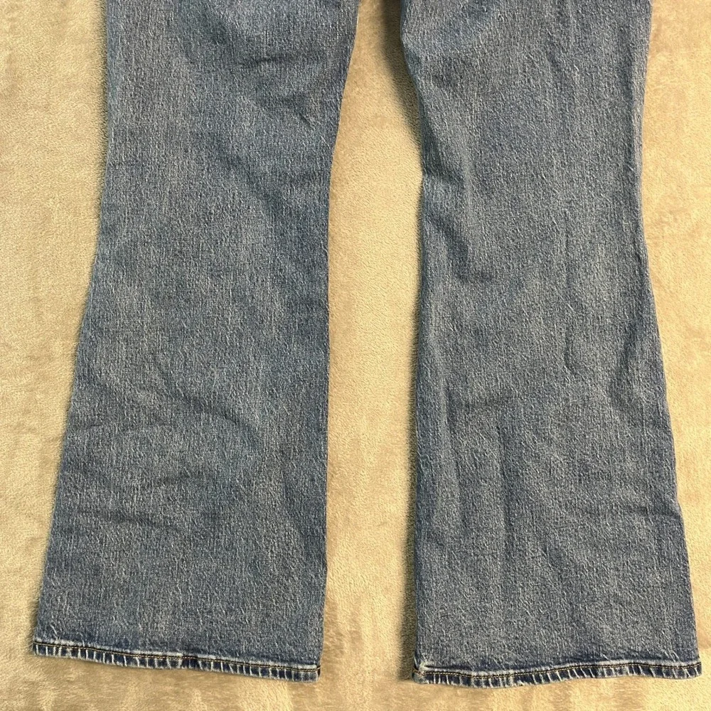 Abercrombie & Fitch Mid Rise Bootcut Jeans Womens 31 Short Blue Denim Med Wash
